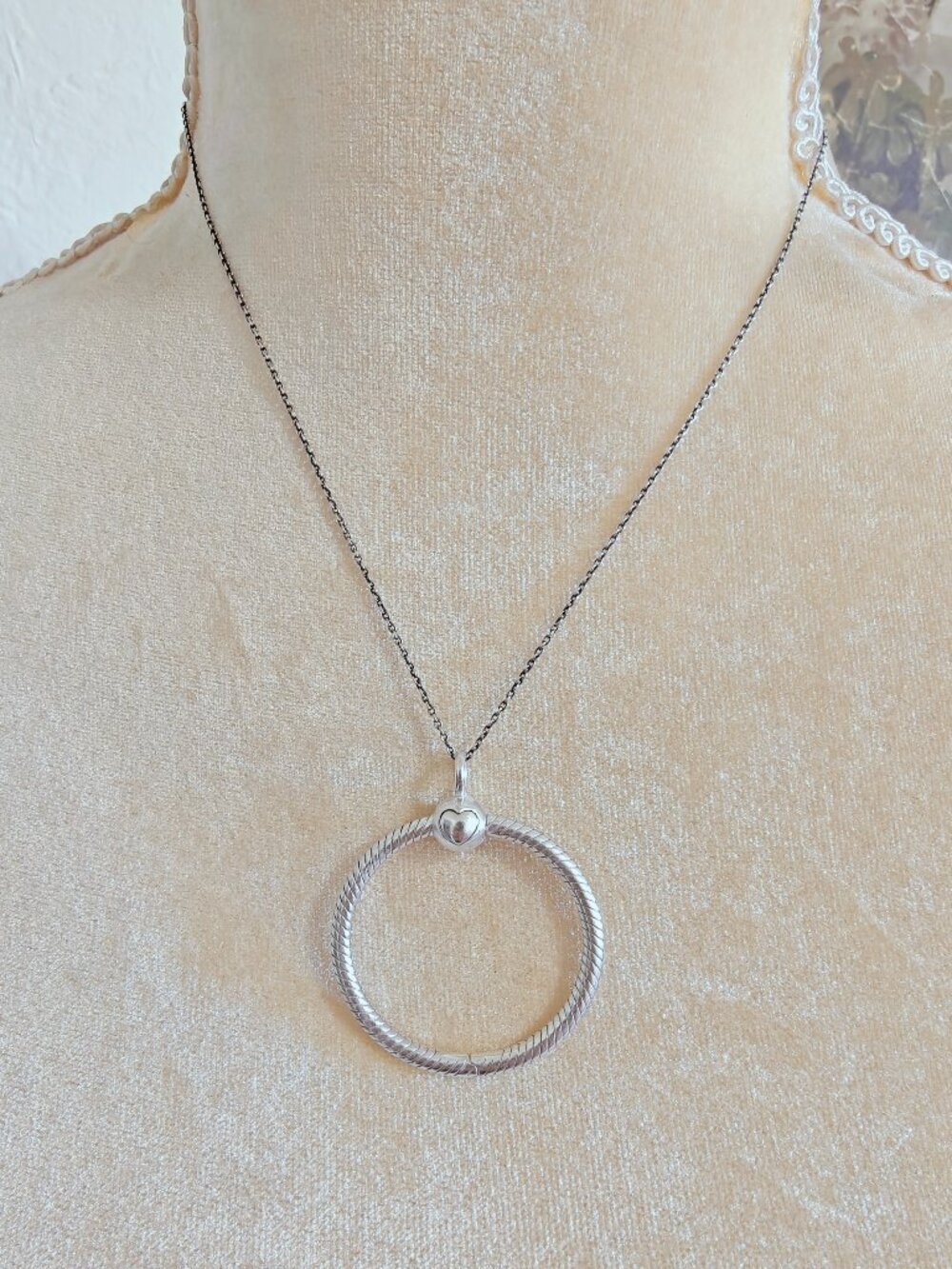 Pandora Moments Medium O Pendant Sterling Silver 925 Chain Necklace